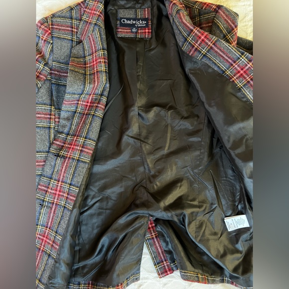 🦊Vintage Chadwick’s Boston Grey/Red Plaid Wool BlazerJacket Sz14P Holiday Ready - Picture 6 of 12